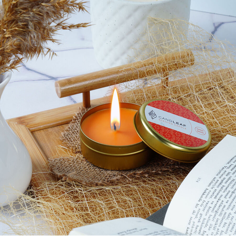  - Candleaf Metal Kutulu Sandal Ağacı Kokulu Mum 73x35 - Altın